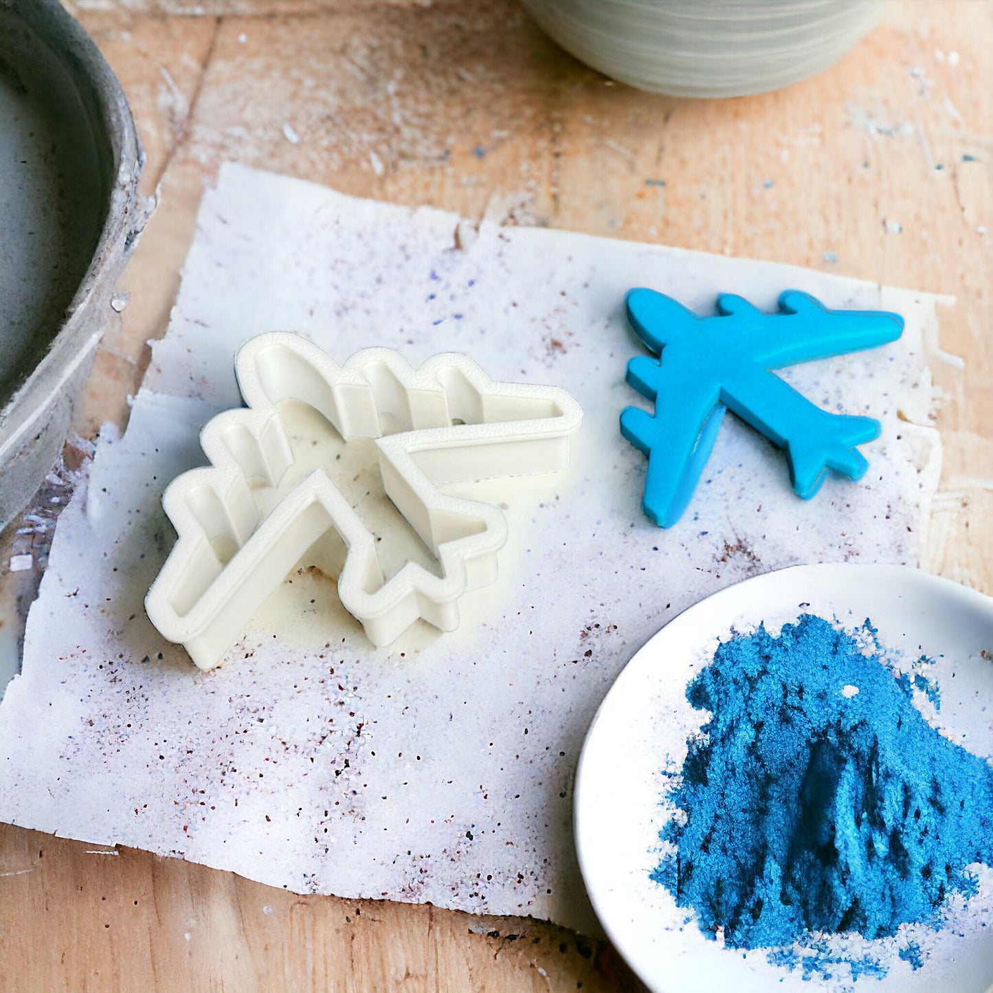 Airplane Shaped Cookie Cutter - Perfect for High-Flying Bakes!