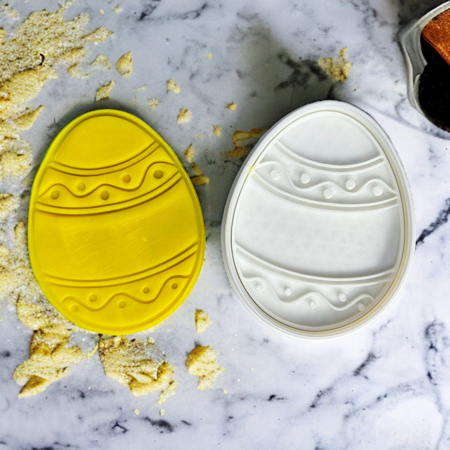 Easter Egg Cookie Cutter - Cracking Good Treats Await!